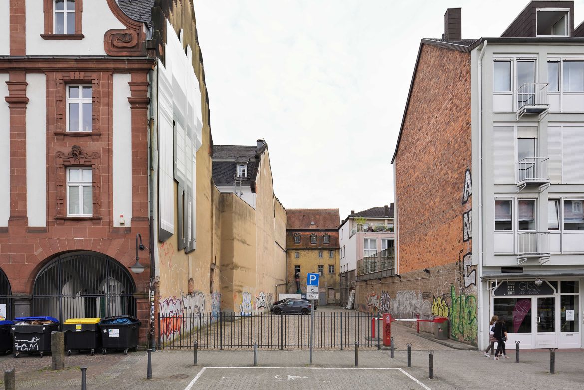 16_Katholisch-Kirch-Straße 1